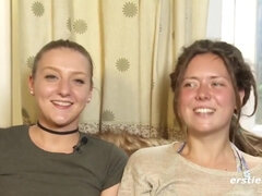 Hatalmas hátsó, Tekintélyes didik, Szőke, Gesztenyebarna, Fehérnemű, Érett feleség, Mellbimbók, Nuni