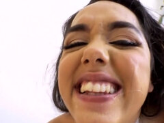 Anal, Sucer une bite, Brunette brune, Européenne, Hard, Fille latino, Jouets