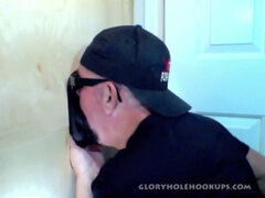 A Chocolate Visits Gloryhole and Cums