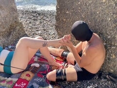 Kötözés – fegyelmezés, Strand, Fürdő ruha, Európai, Domina szerep, Úrnő, Rab, Tetkó