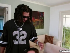 Culo grosso, Pompino, Brunetta, Facciale, Sega, Hardcore, Mostro, Tette naturali