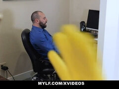 Culo grosso, Pompino, Venire in bocca, Occhiali, Hd, Domestica, Mamma che vorrei scoparmi, Leccare il buco del culo