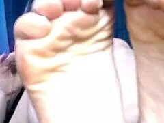 Lady Angela Wrinkled Soles Foot Fetish Pedicured Toes Tattooed Goddess