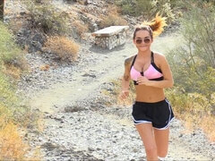 ダンス, フェティッシュ, 足フェチ, オナニー, オーガズム, 公共, 一人