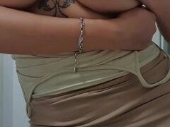 Leie, Grosse titten, Braunhaarige, Puppe, Italienisch, Massage, Milf, Mutti