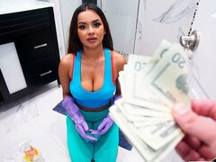 Stor kukk, Store pupper, Kukk suging, Brunette, Bakfra, Hårete, Synsvinkel, Fitte