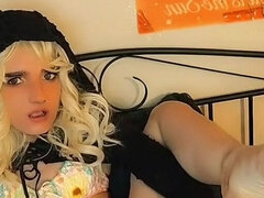 Blonde Babe Creaming All Over Her Toys with Her Juicy Pussy, Too Tight for Her New Monster Dildo