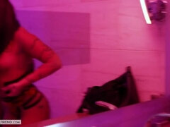 Velký zadek, Brunetka, Na obličej, Hd, Milf žcbp, Punčochy, Tetování