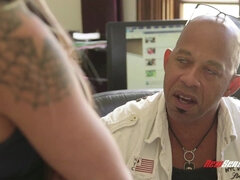 Peitos grandes, Peituda, Jato de porra, Punheta, Hd, Interracial, Mãe gostosa, Mamãe