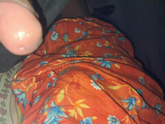 Sucer une bite, Rondelette, Couple, Poilue, Fait maison, Indienne, Lactation, Seins naturels
