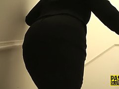 Ældre lækkre kvinde, Langt ned i halsen, Fetish, Mor jeg gerne vil kneppe, Realitet, Skrige, Strømper