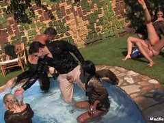 Negro, Vestidas, Corridas, Interracial, Lesbiana, Orgía, Al aire libre, Intercambio de parejas