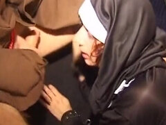 Amarrada, Dominación, Penetracion con dedos, Alemán, Maduro, Esclavo, Nalgadas, Trio