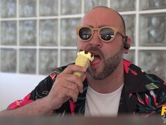 Fafanje, Evropska, Prstni, Lizanje, Samozadovoljevanje, Naravne joške, Muco, Vlak