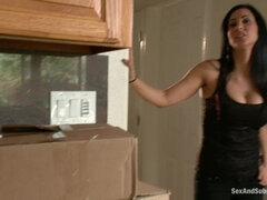 Sitominen alistaminen sadomasokismi masokismi, Isot tissit, Ruskeahiuksinen, Kermakakku, Nöyryytys, Kipu, Rankaiseminen, Tatuointi