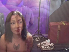 Asiatisch, Grosser schwanz, Schwanz, Deutsch, Hardcore, Zierlich, Titten