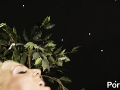 Obciąganie, Brytyjski, Hardcore, Hd, Obcasy, Mamuśka, Pirsing, Ssanie