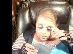 아마추어, 성전환자, 혼자