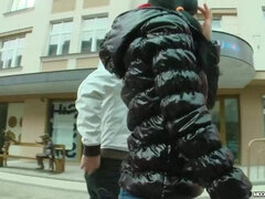 Amatőr, Hatalmas hátsó, Tekintélyes didik, Cumizás, Gesztenyebarna, Mélytorok, Pénisz, Tini