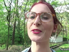 Enthousiasteling, Grote lul, Duits, Hardcore, Geld, Roodharige vrouw, Schoolmeisje, Zuigen