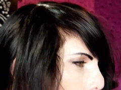 Anal, Store bryster, Pik sutte, Komme i munden, Sædskud, Håndjob, Mor jeg gerne vil kneppe, Tatovering