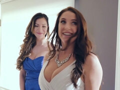 Cockloving woman is having steamy sex