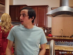 Tekintélyes didik, Szőke, Kebles, Érett feleség, Nuni, Lovaglás, Spanyol, Begyek