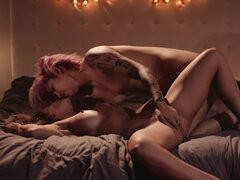 Lesbian babes enjoy passionate sex tonight