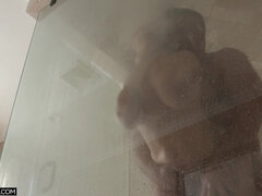 Pompino, Imbrogliare, Cazzo vecchio, Pisello, Marito, Mamma che vorrei scoparmi, Doccia, Moglie