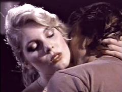 Μεγάλος πούτσος, Πίπα, Χύσιμο, Στο πρόσωπο, Βυζιά, Ρετρό