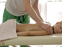 엉덩이, 오랄섹스, 도기스타일, 마사지, 자연의 가슴, 빨간 머리, 청소년, 젖가슴