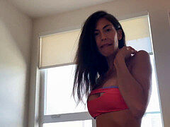 Brunett, Fångad, Rimjobb