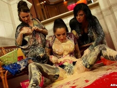 Club, Cibo, Cuio, Raso, Bagnata