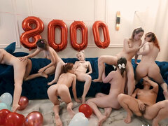 18, Veľký zadok, Blondína, Brunetka, Lesbické, Vyholené, Teenka