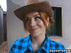 Howdy Doody we came 4 da Booty! - DaughterSwap