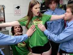 18, Rumpa, Stor kuk, Avsugning, Handjobb, Onani, Naturliga tuttar, Tonåring