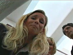 Amatör, Anal, Barnvakt, Hardcore, Orgie, Förförd, Tonåring, Trekant