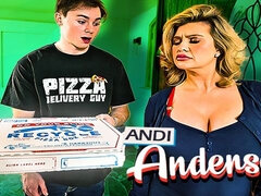 18, Stor røv, Store bryster, Blondine, Pik sutte, Komme i munden, Sædskud, Hårdt