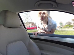 18 éves, Állásinterju, Cumizás, Angol, Krémes süti, Harisnyanadrág, Nuni, Tini