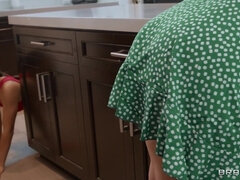 Nana, Brunette brune, Plantureuse, Hd, Lesbienne, Réalité, Pute, Nénés