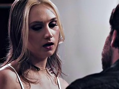 Анальный секс, Блондинки, Минет, Колледж, Ласковые ручки, Тату, Молоденькие, Втроем