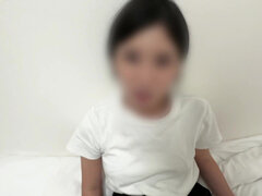 18 ans, Sucer une bite, Tromperie, Éjaculation interne, Japonaise, Jarretelles, Adolescente, Épouse