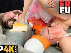 Stříkání spermatu, Táta, Přítelkyně, Hardcore, Hd, Orgasmus, Ruské, Svedená