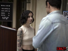 Stor pik, Pik sutte, Sød, Pik, Hårdt, Lille kvinde, Hård sex, Teenager