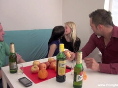 Tyłek, Niemowlę, Duży tyłek, Blondynka, Sex w czwórkę, Naturalne cycki, Chudy, Cycki