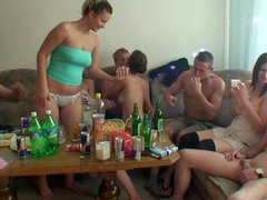 Amatorka, Analny, Blondynka, Obciąganie, Brunetka, Zwariowany, Grupa, Nastolatki