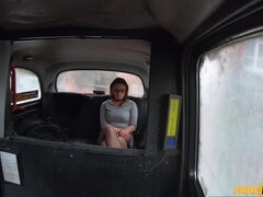 Culo grosso, Tette grandi, Brunetta, Macchina, Hd