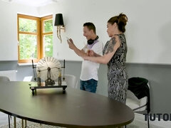 18 jahre, Amerikanisch, Braunhaarige, Vollbusig, Kitzler, Geile alte tussi, Hd, Piercing