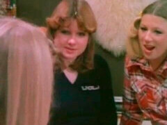 Tyłek, Palcówka, Całować, Bielizna, Naturalne cycki, Cipka, Nastolatki, Cycki