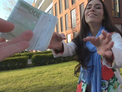 Morena, Pajear, Hd, Dinero, Al aire libre, Pequeña, Pov, Coño
